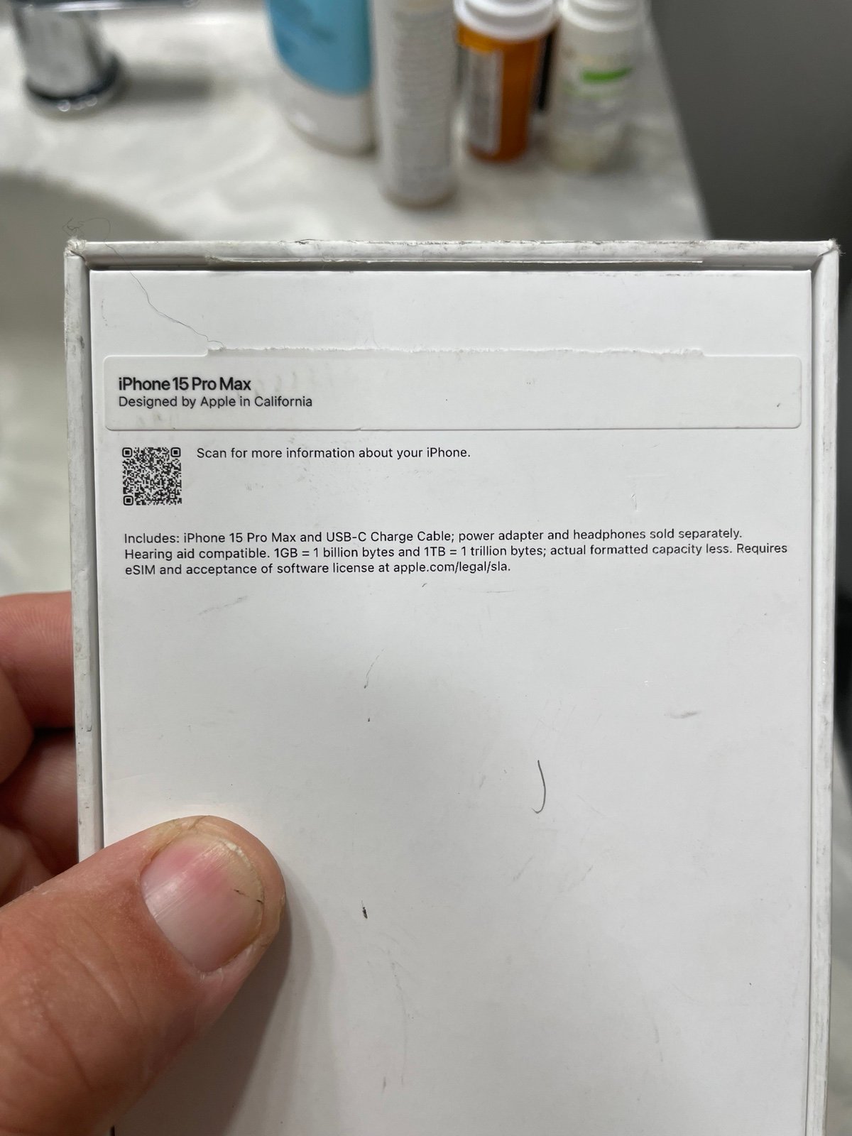 iphone 15 pro max 8Q12