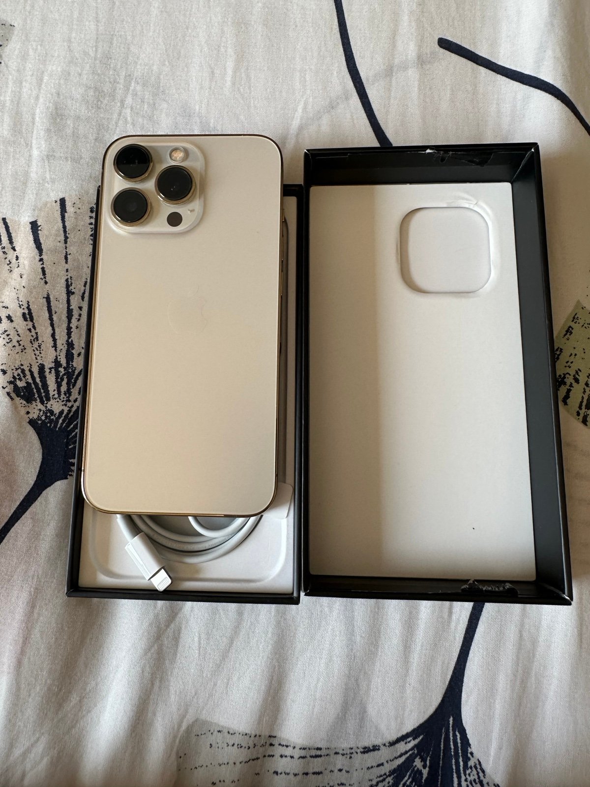 iphone 13 pro phone unlocked 7R77