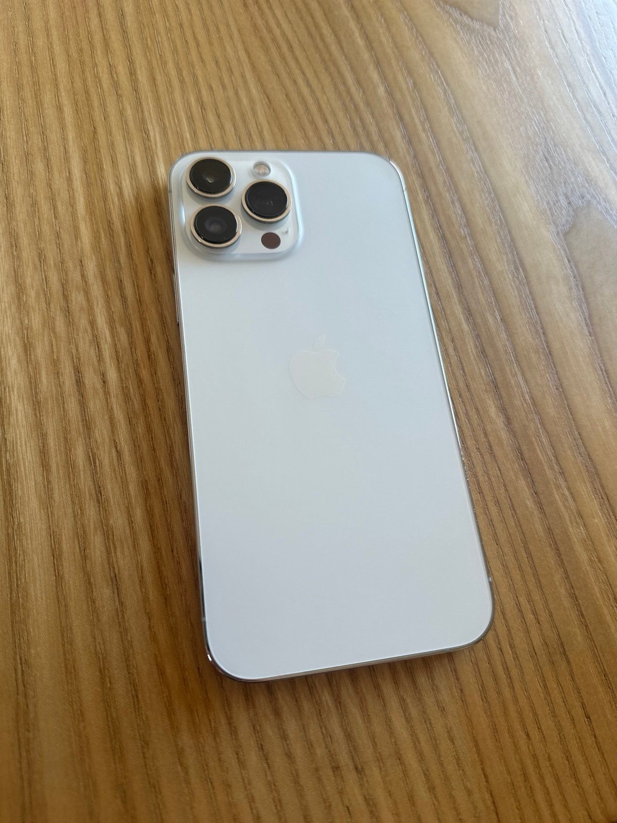 iPhone 13 Pro Max 256gb unlocked 9P11