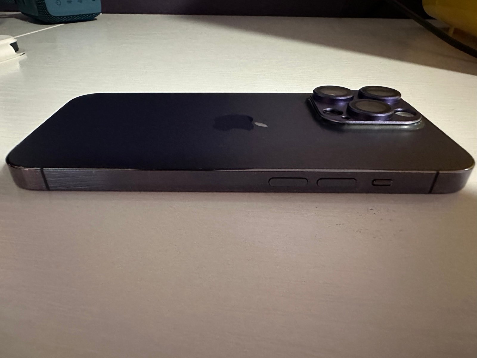 iPhone 14 Pro 256GB Deep Purple AT&T 9F22