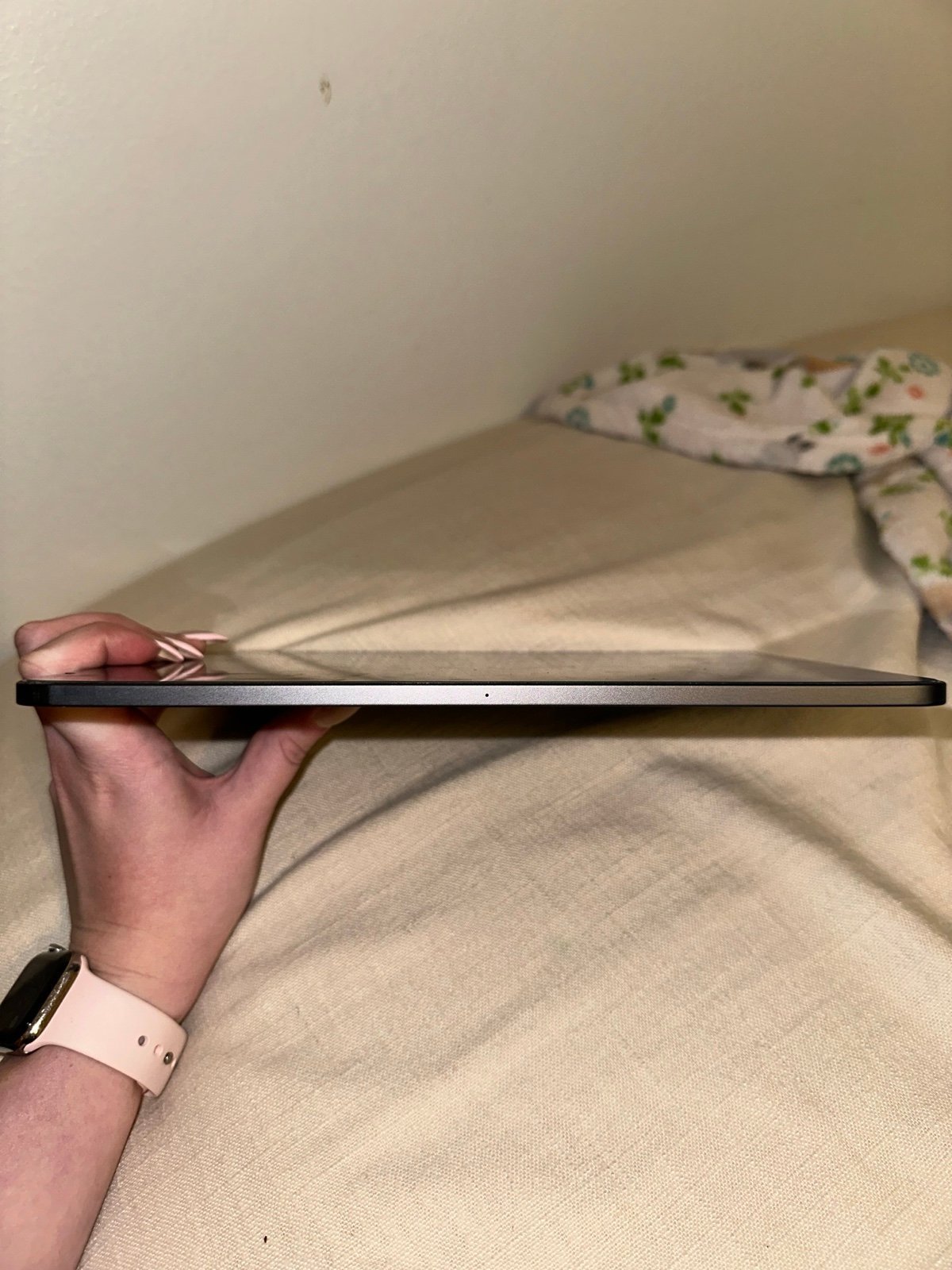 iPad 11 inch 2nd generation 1O28