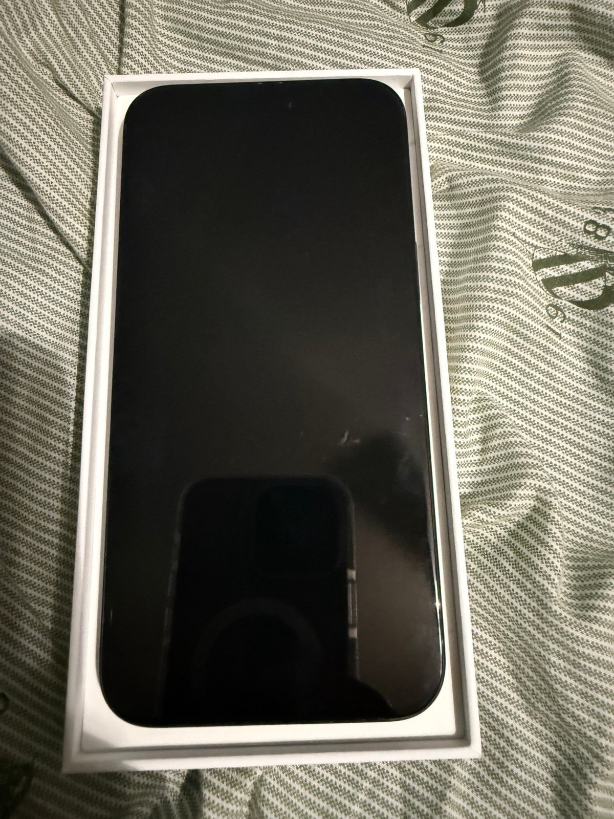 iphone 15 pro max phone unlocked 256 GB 6M29