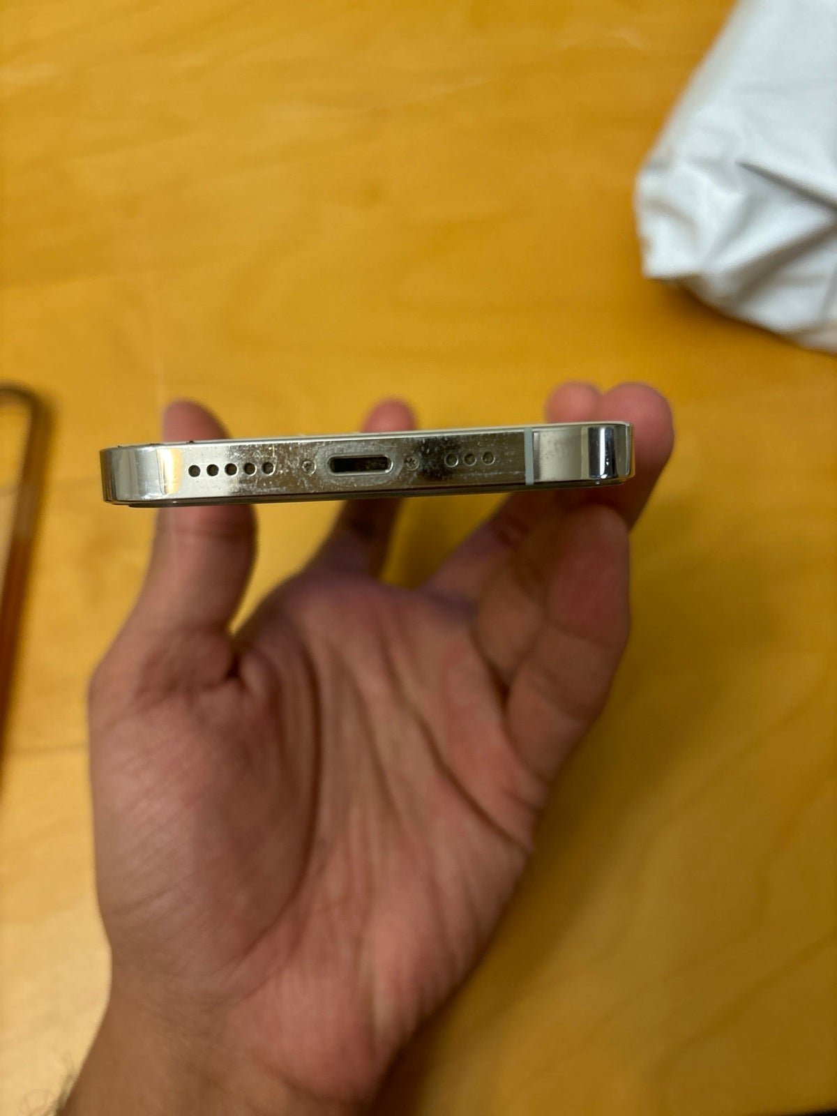 Apple iPhone 12 Pro 256 GB in Silver for AT&T 6N33