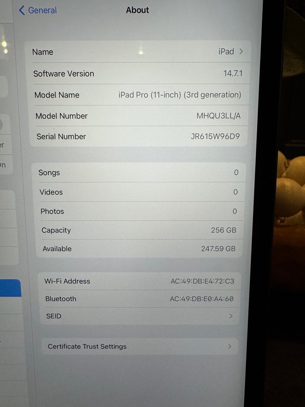 Apple iPad Pro 3rd Generation 256 GB in Space Gray 5H55