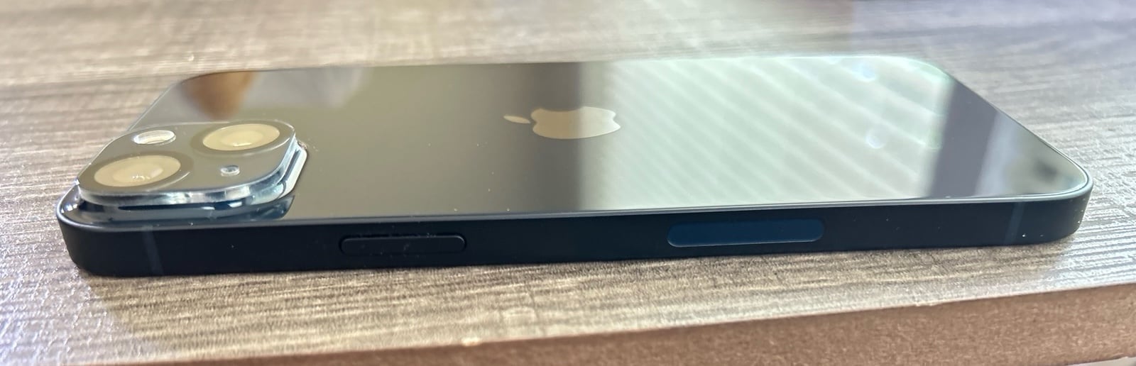 Apple iPhone 14 Plus 6.7” Screen 128GB Midnight Unlocked + Extras 8L63