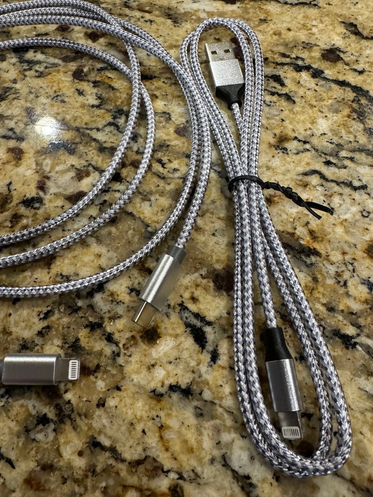 Apple iPhone 14 Pro 256 GB in Deep Purple-UNLOCKED 8P79