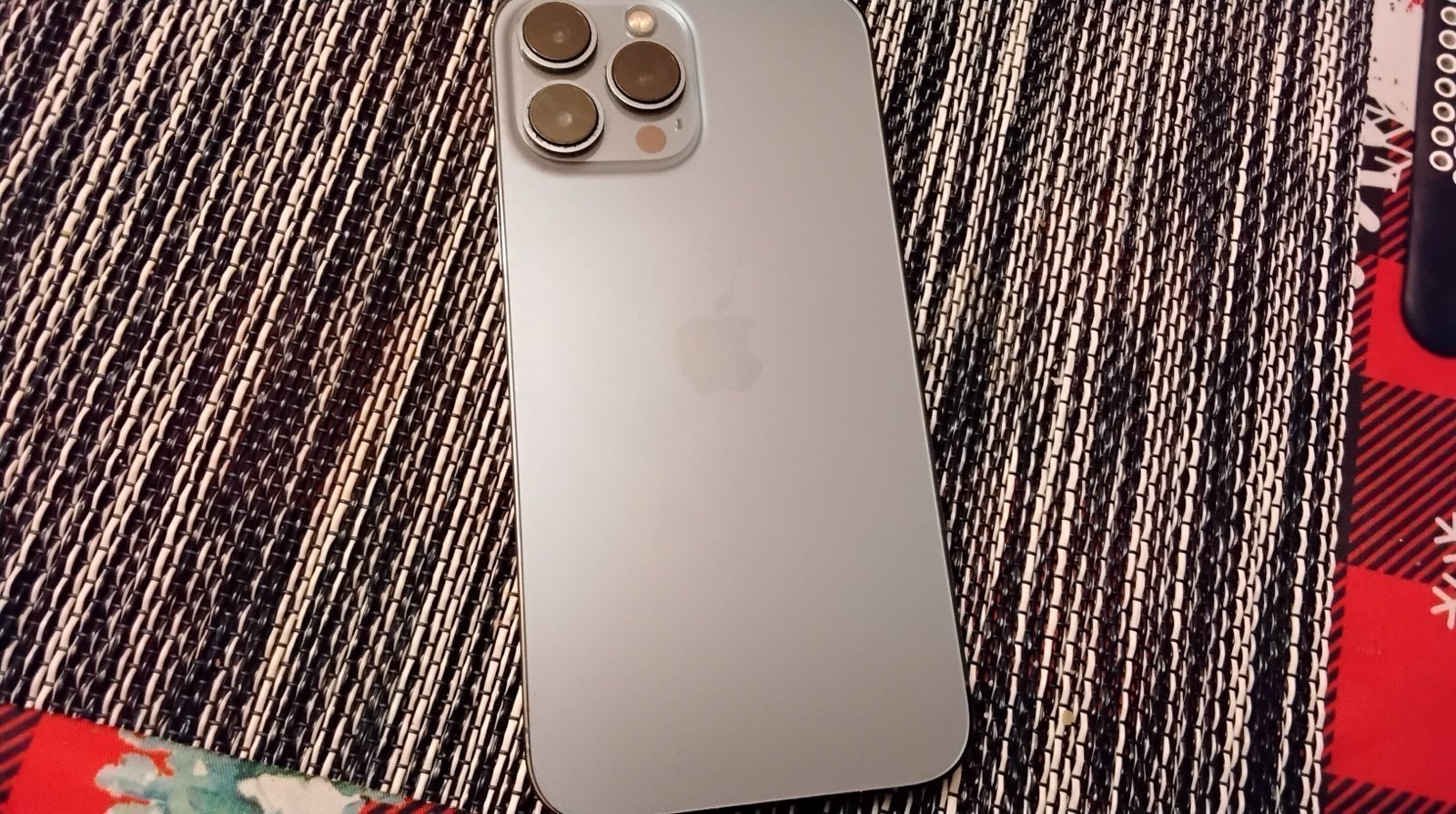 Apple iPhone 13 Pro Max 256GB 1L55