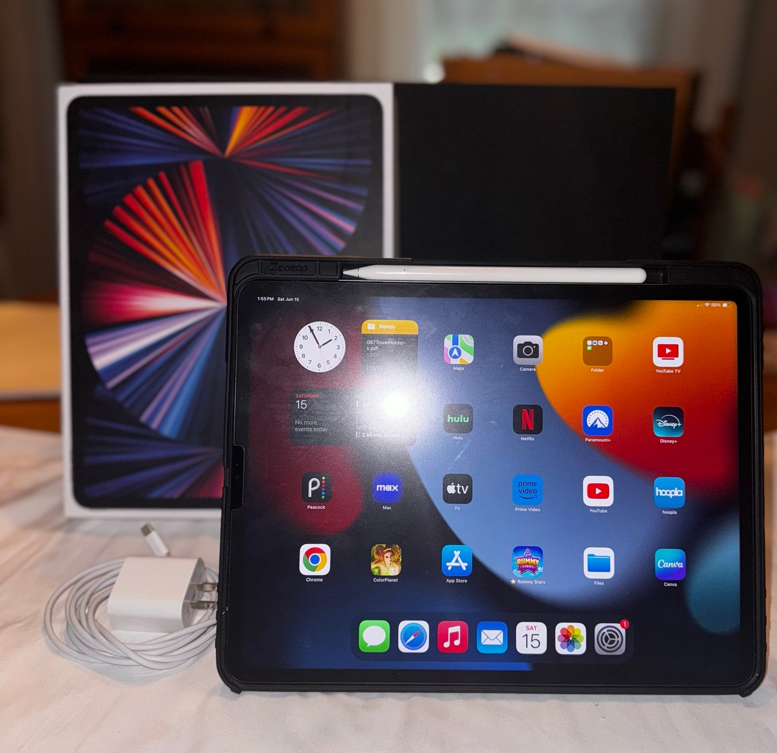 Apple iPad Pro 5th Generation 128 GB in Black 8X76