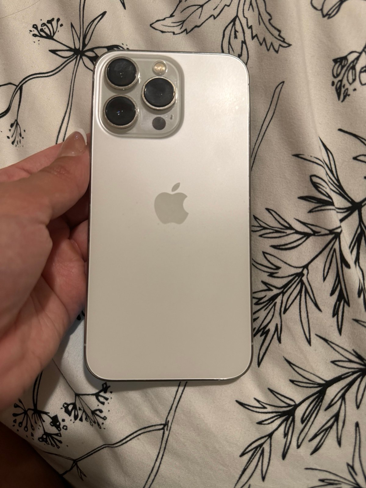 Apple iPhone 13 Pro unlocked 9R93