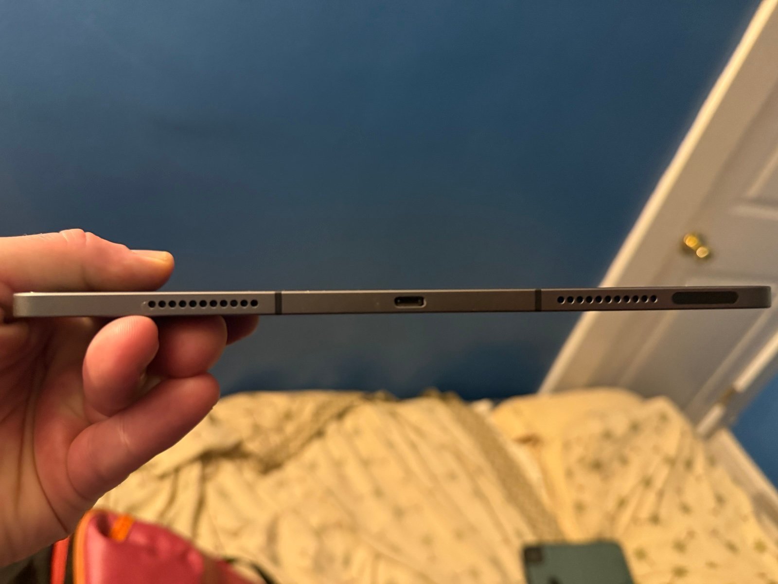 iPad Pro 12.9 128gb 5th Generation WiFi + Cellular Verizon 2T99