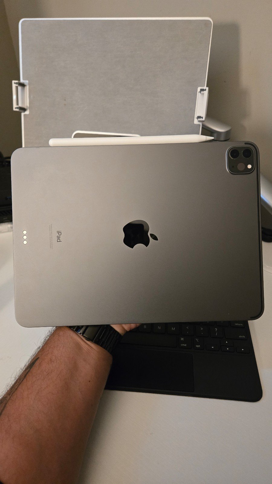 11” iPad Pro 3rd gen M1 128 GB WiFi Only 2Q55