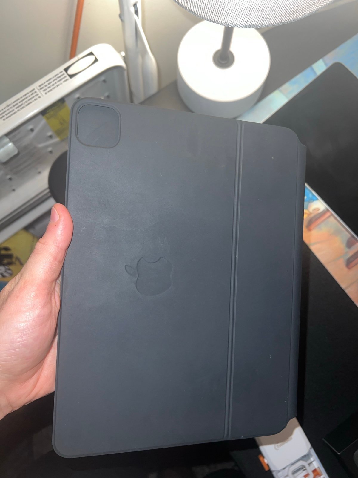 iPad Pro 11 inch (2018) WiFi with apple pencil and magic keyboard (used) 9D32