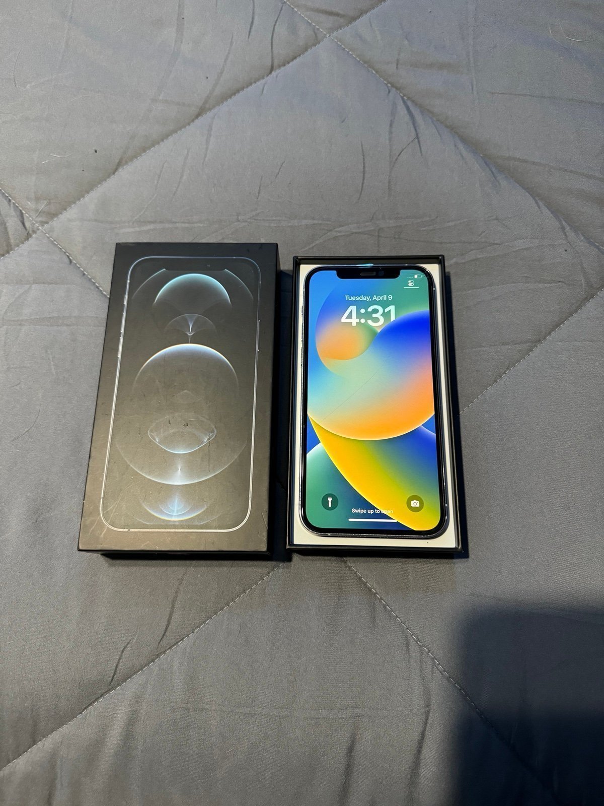 iphone 12 pro 128gb UNLOCKED 5S71