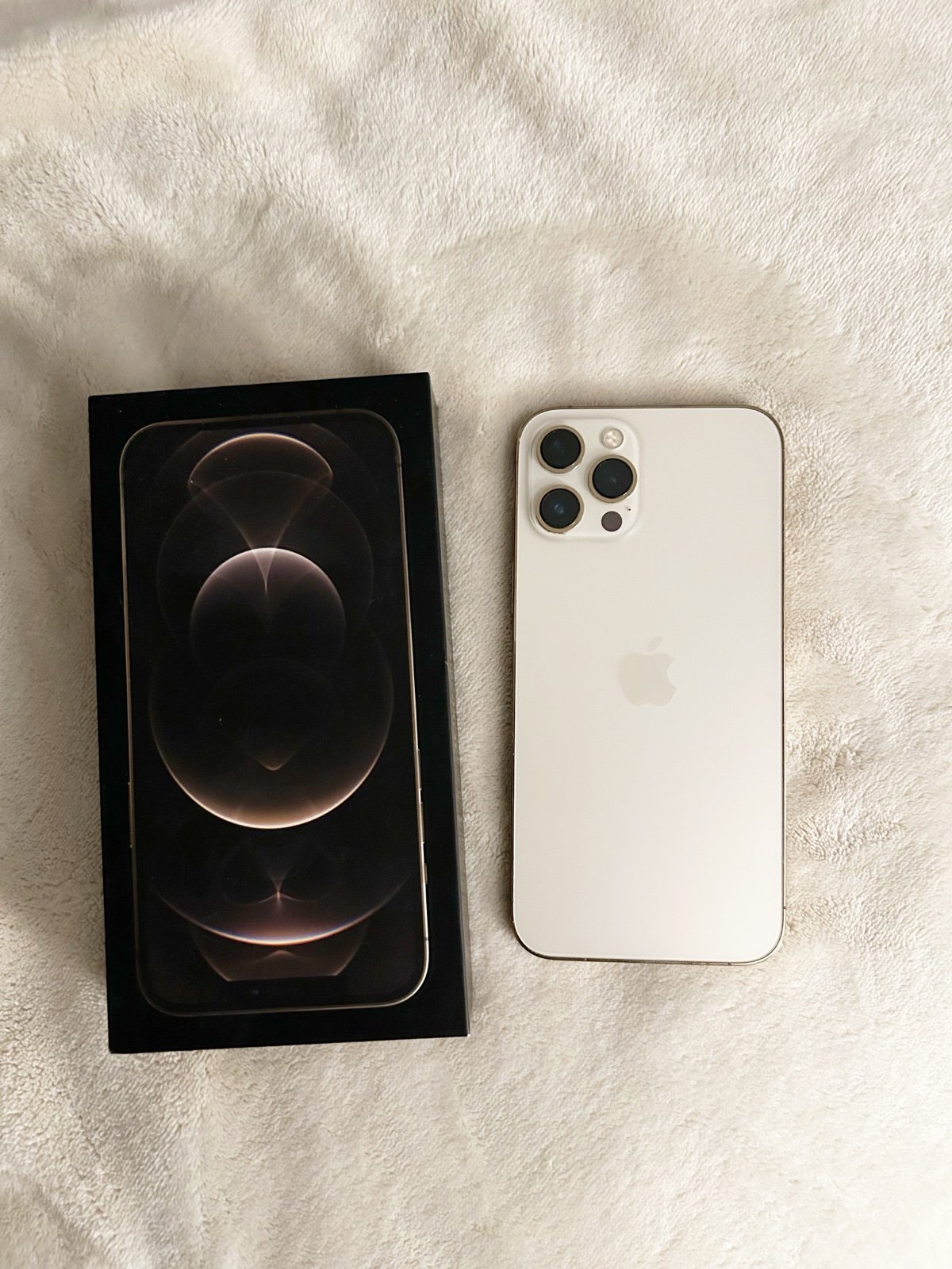 Apple iPhone 12 Pro Max 128 GB 1T37