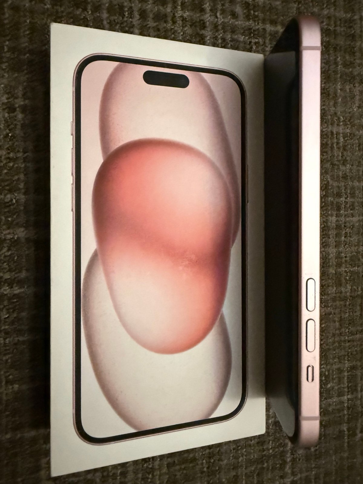 IPhone 15 plus 128GB UNLOCKED 7S37