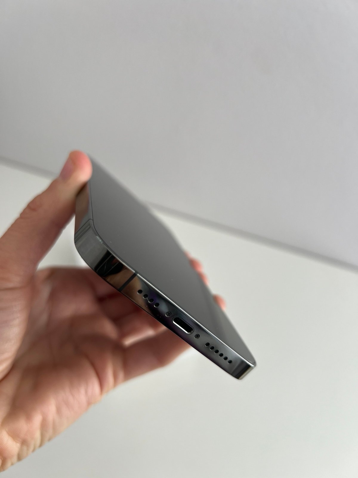 iphone 13 pro max 6S51