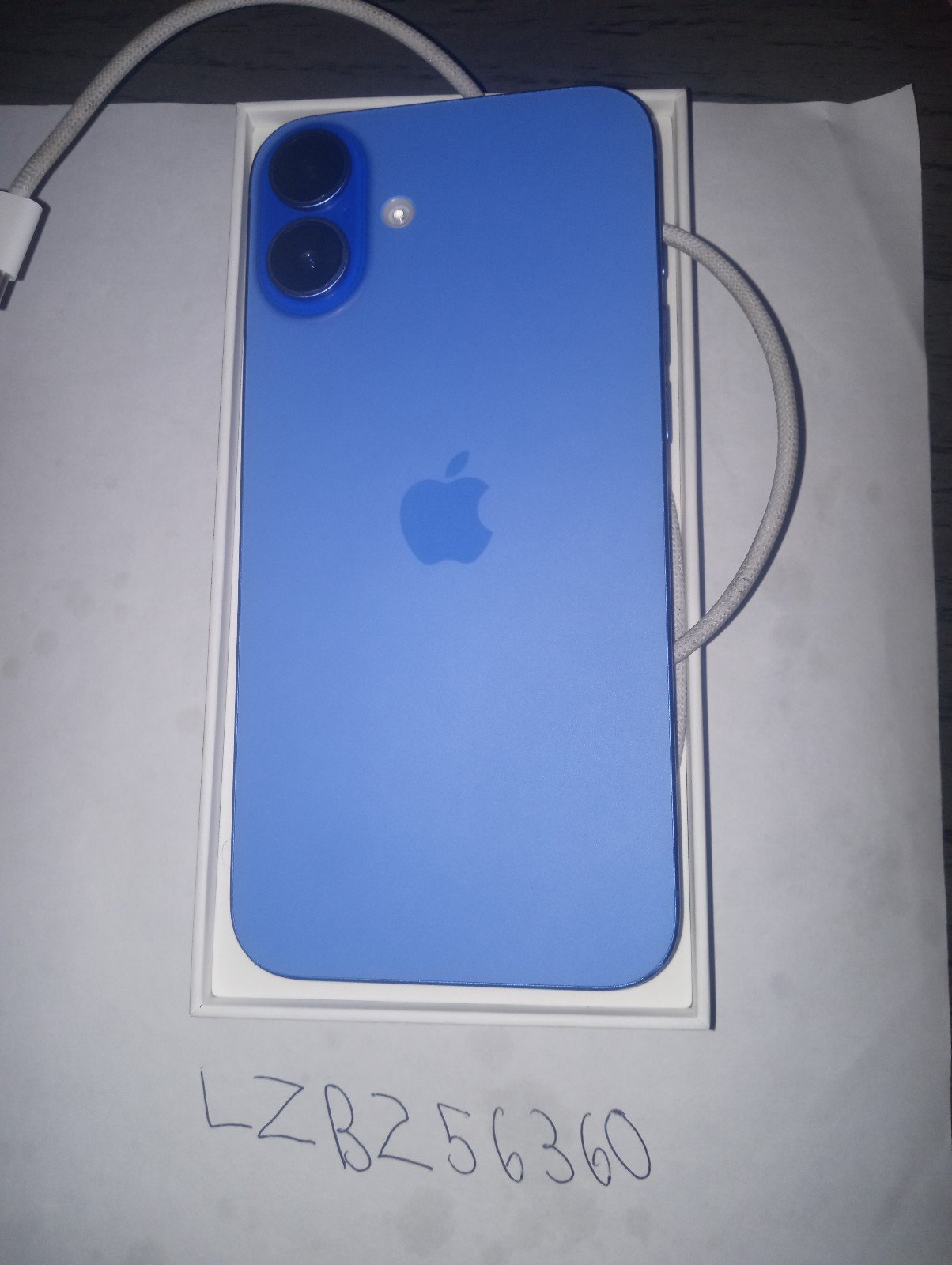 Apple iPhone 16 plus 128GB 7T51