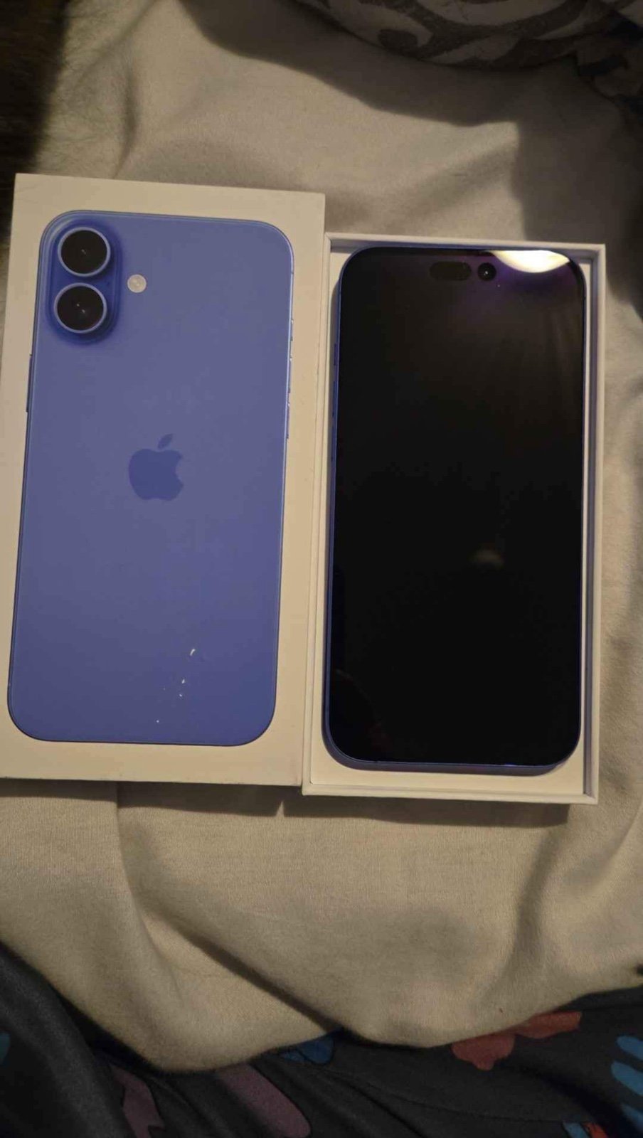 iPhone 16 plus 126gb 3X85
