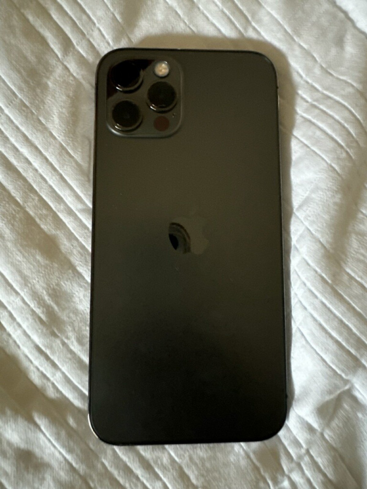 Apple iPhone 12 Pro 128 GB Unlocked 100% battery 1B55