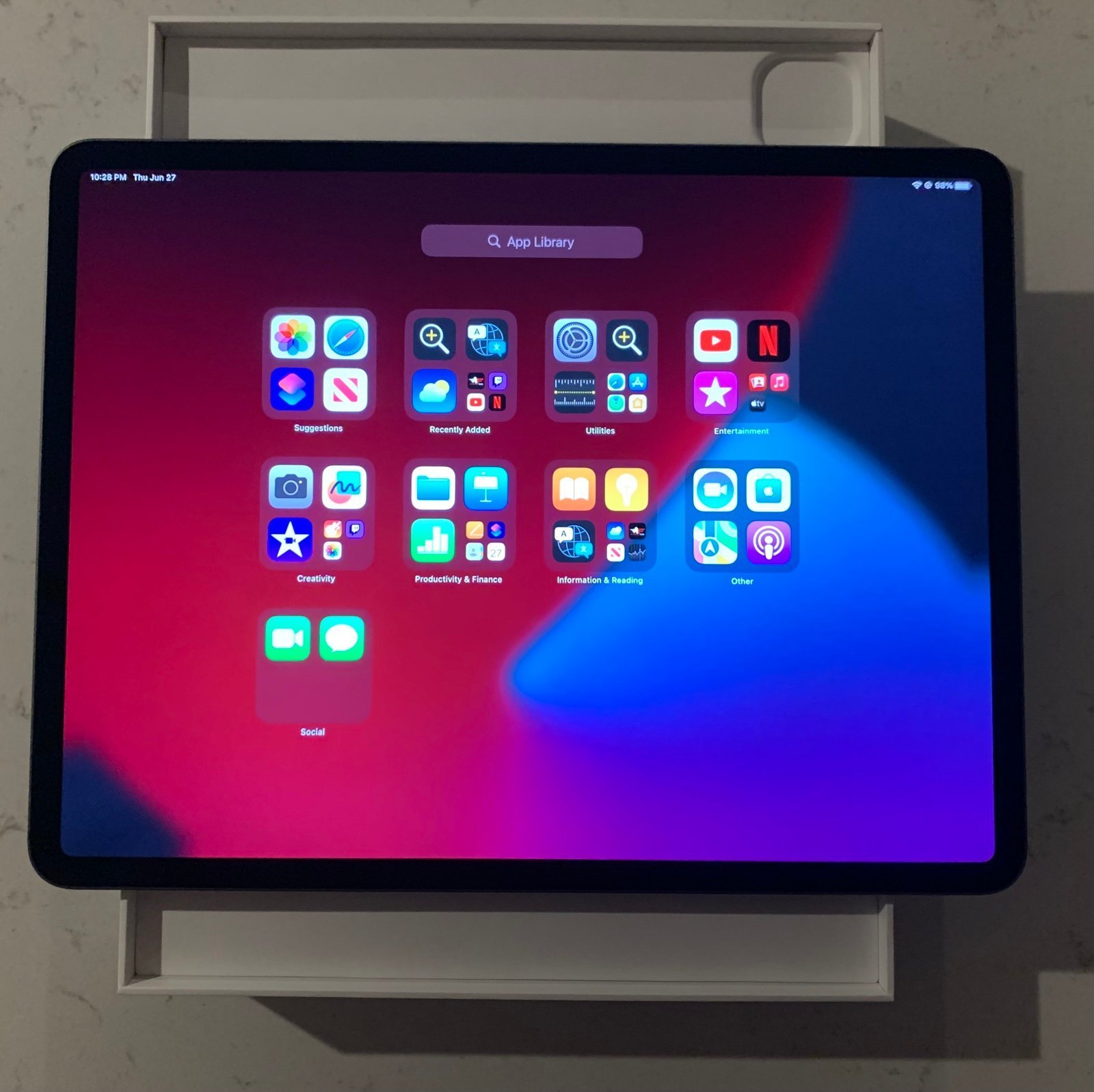 iPad Pro 12.9 Inch 128GB Space Gray Like New! 9M18