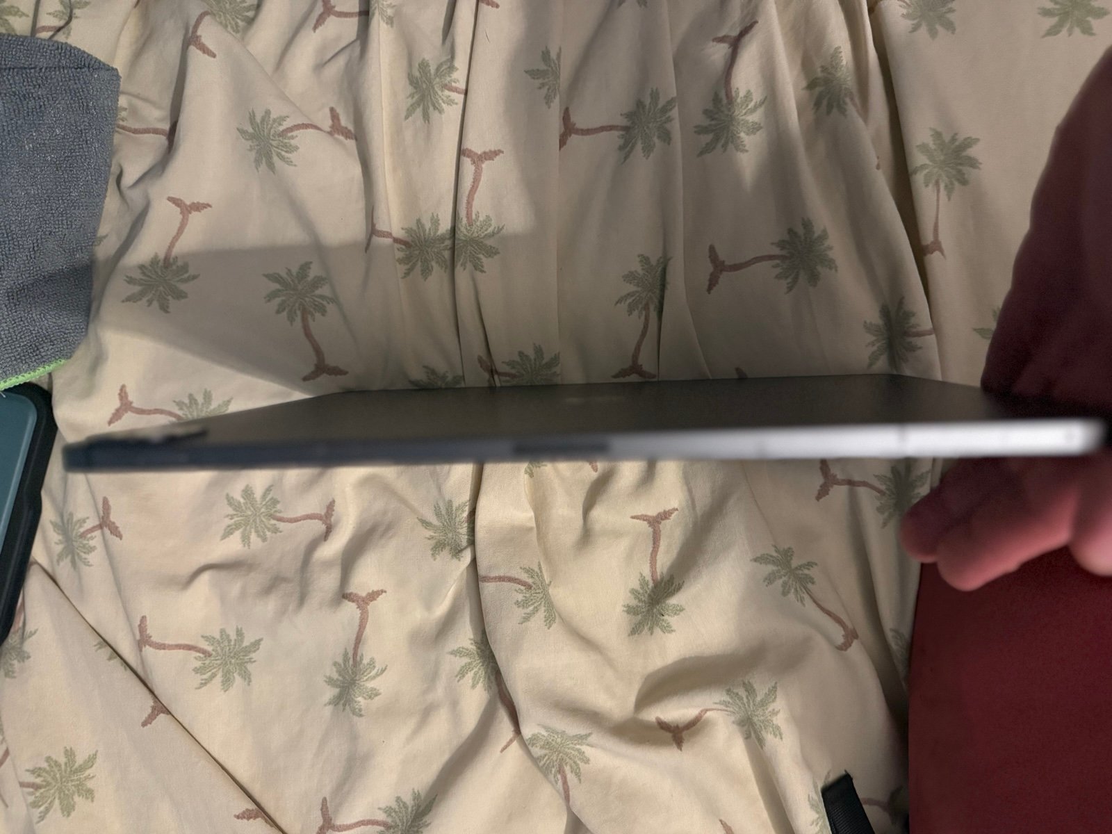 iPad Pro 12.9 128gb 5th Generation WiFi + Cellular Verizon 2T99