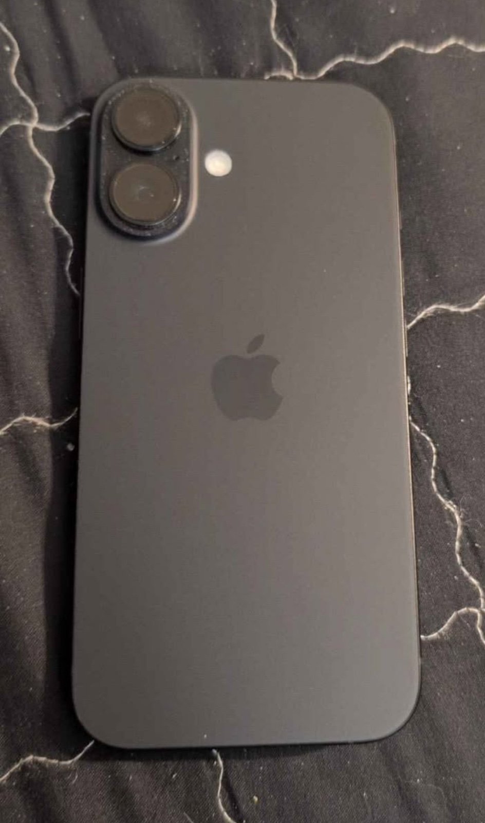 iPhone 16 by T-Mobile 1X89