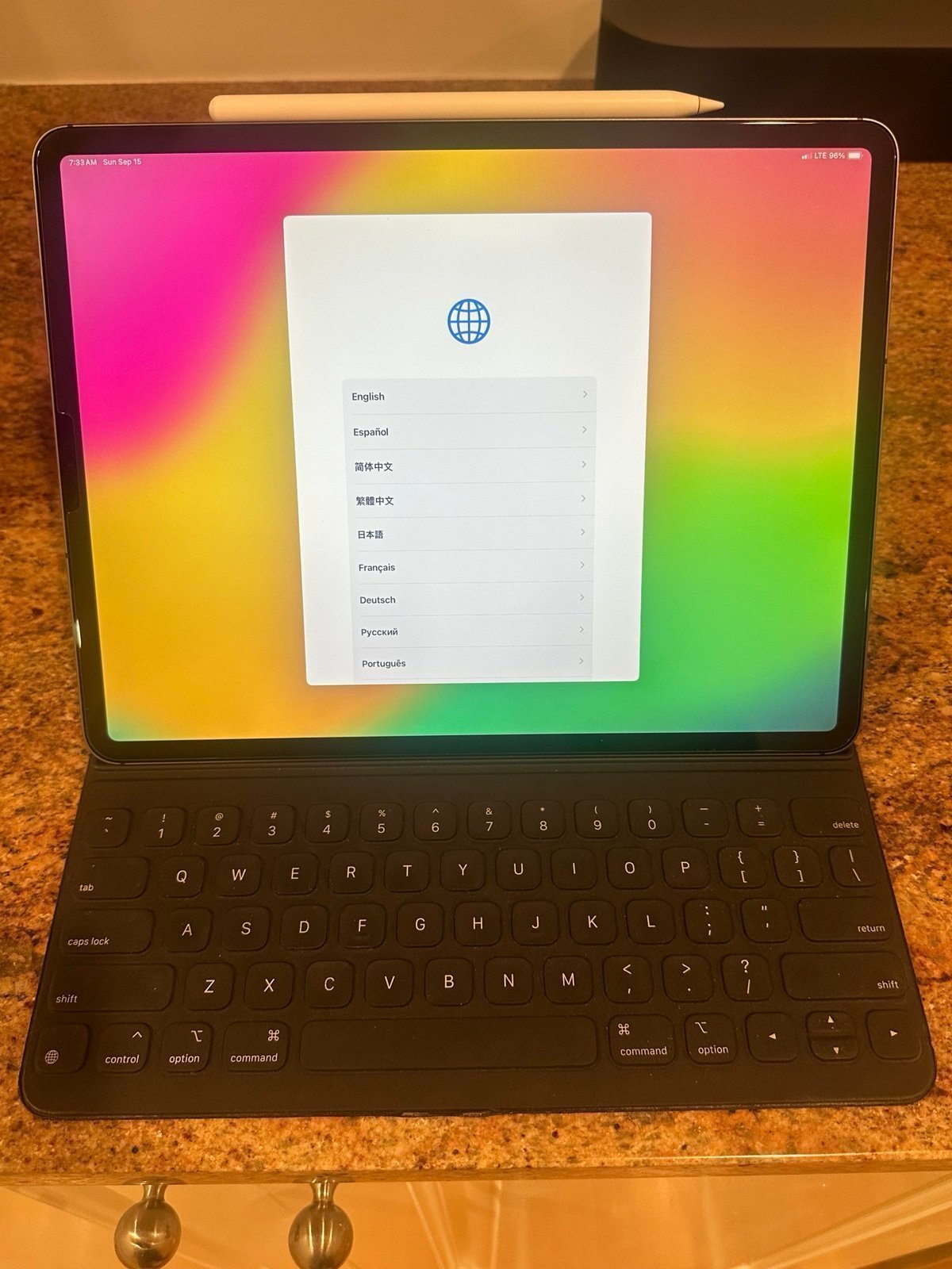 ***Bundle***iPad Pro 3rd generation 12.9” Space Gray 256 GB *****Cellular******* 3B21