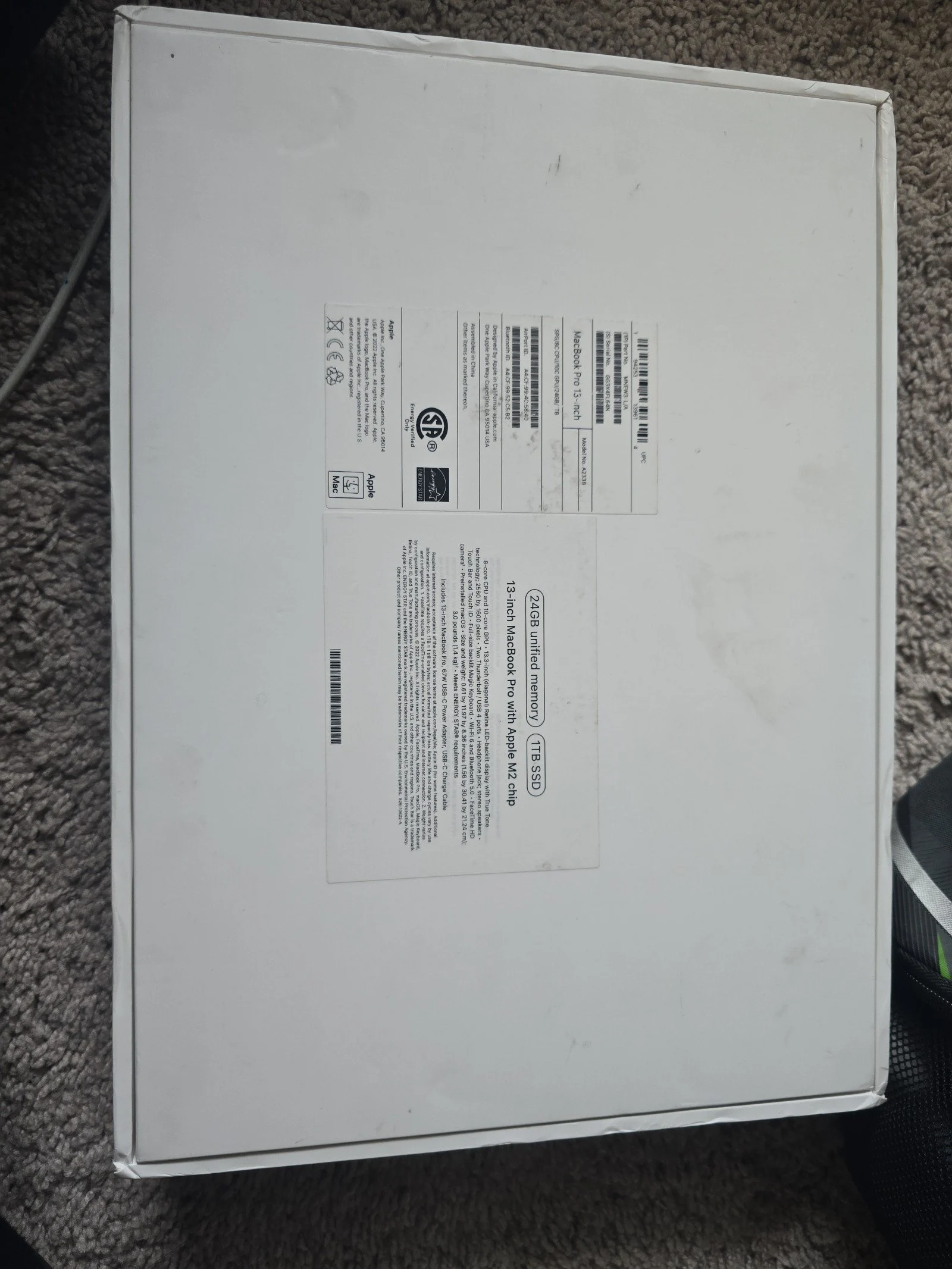 MacBook Pro 2D12