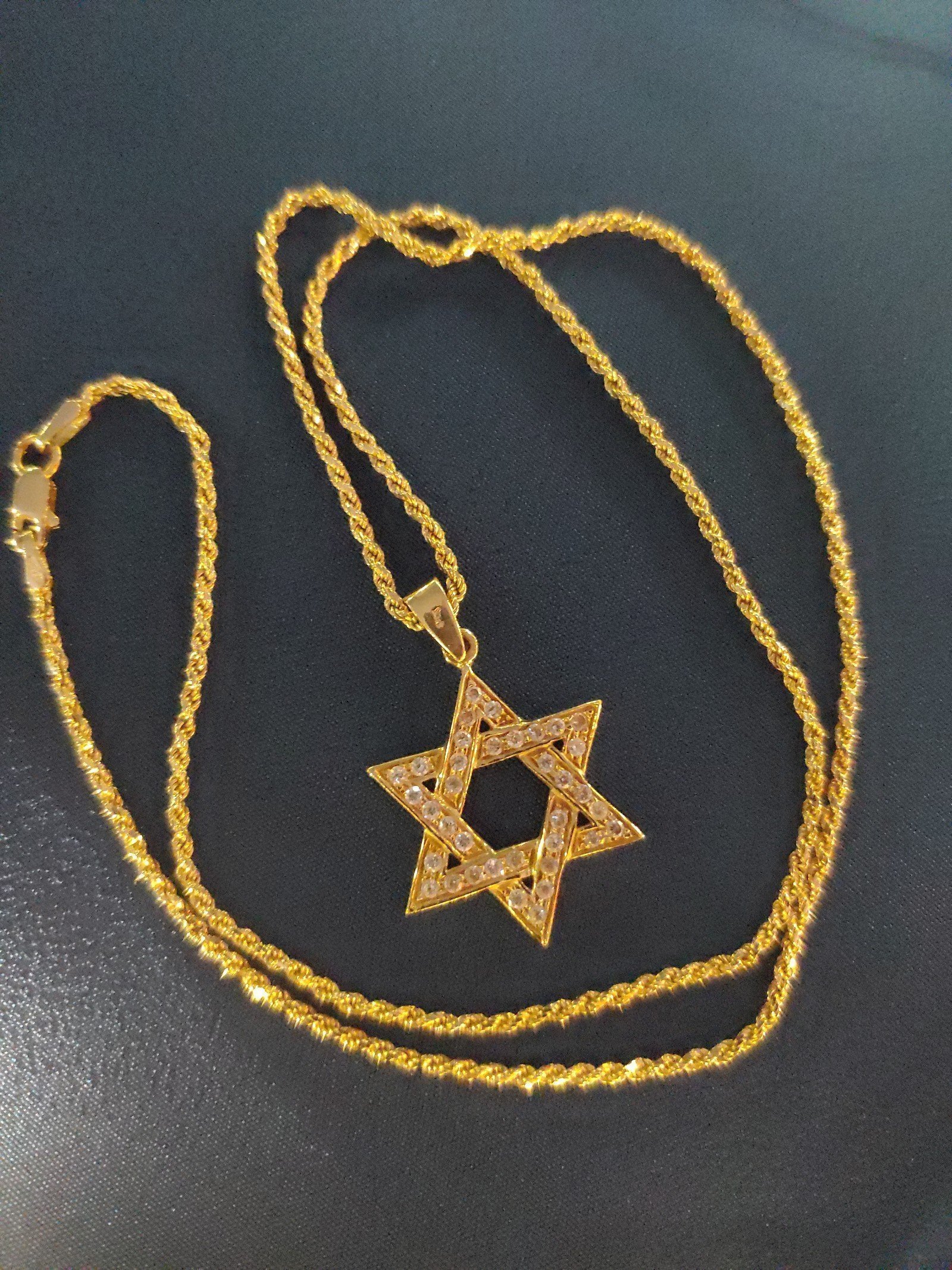 14k gold Jewish star necklace