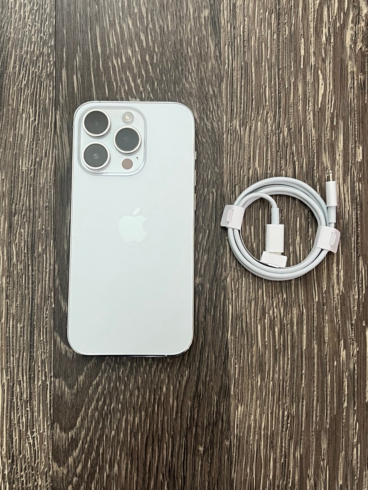 iPhone 14 Pro UNLOCKED FOR ANY CARRIER! 2Z73