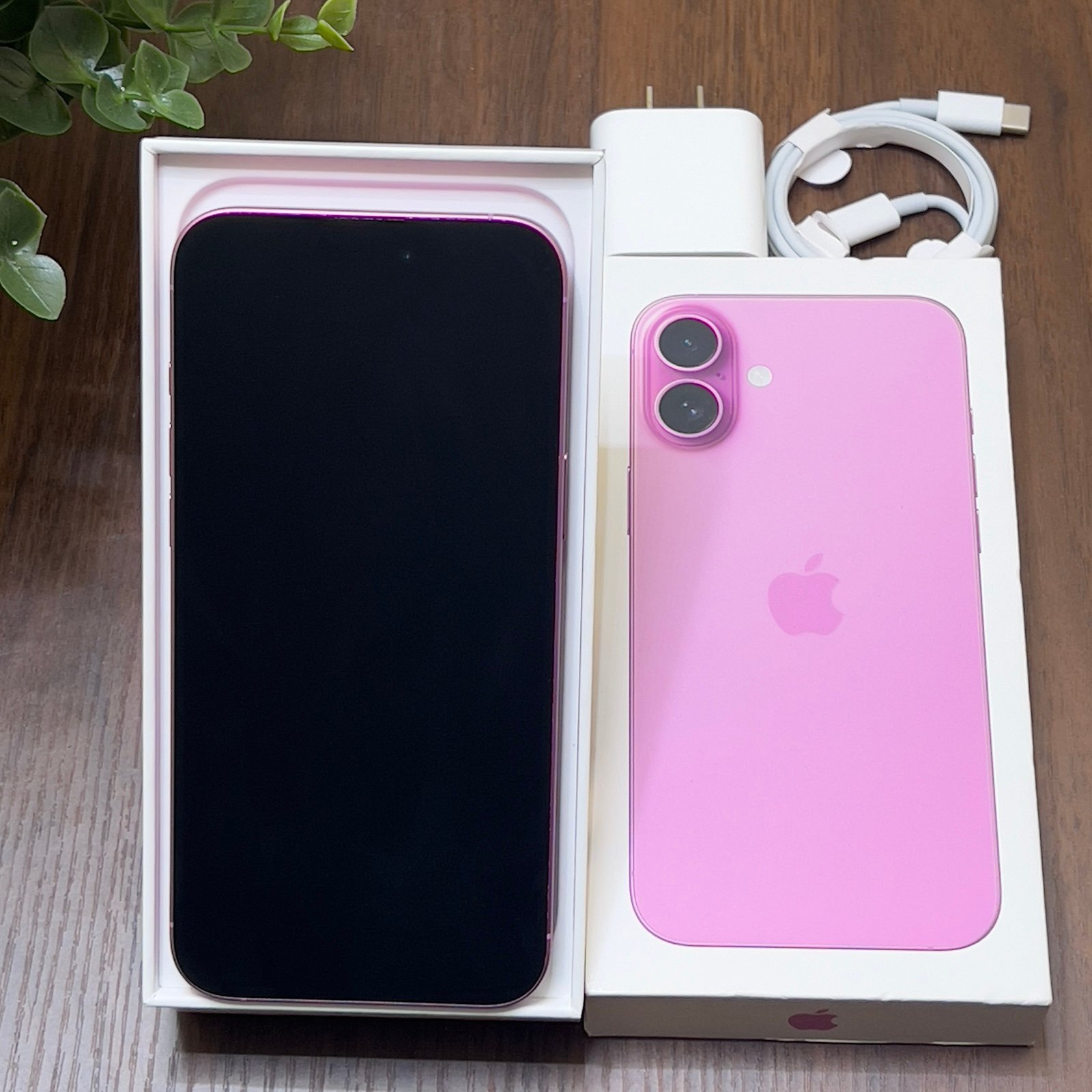 iPhone 16 Plus (Pink 256GB) AT&T Locked 6X91