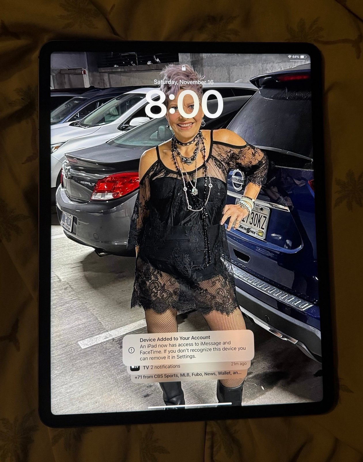 iPad Pro 12.9 128gb 5th Generation WiFi + Cellular Verizon 2T99