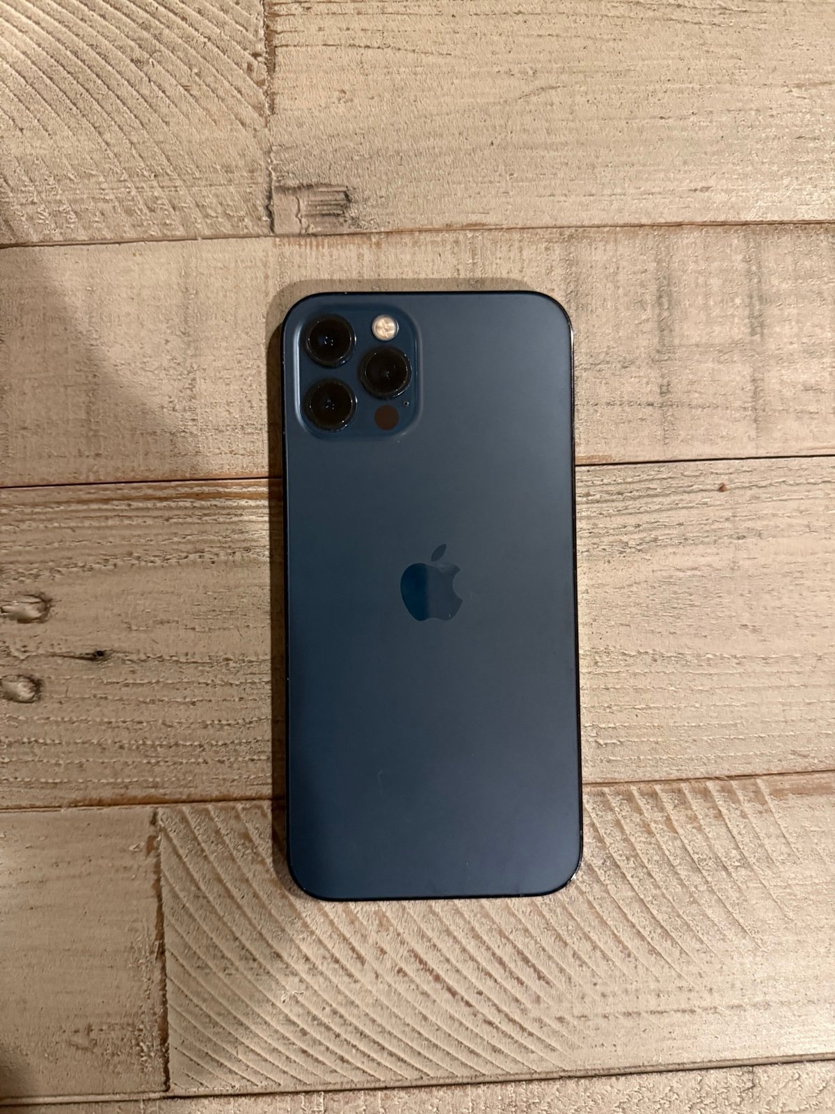 Apple iphone 12 iphone 12 Pro 128gb unlocked 8N61