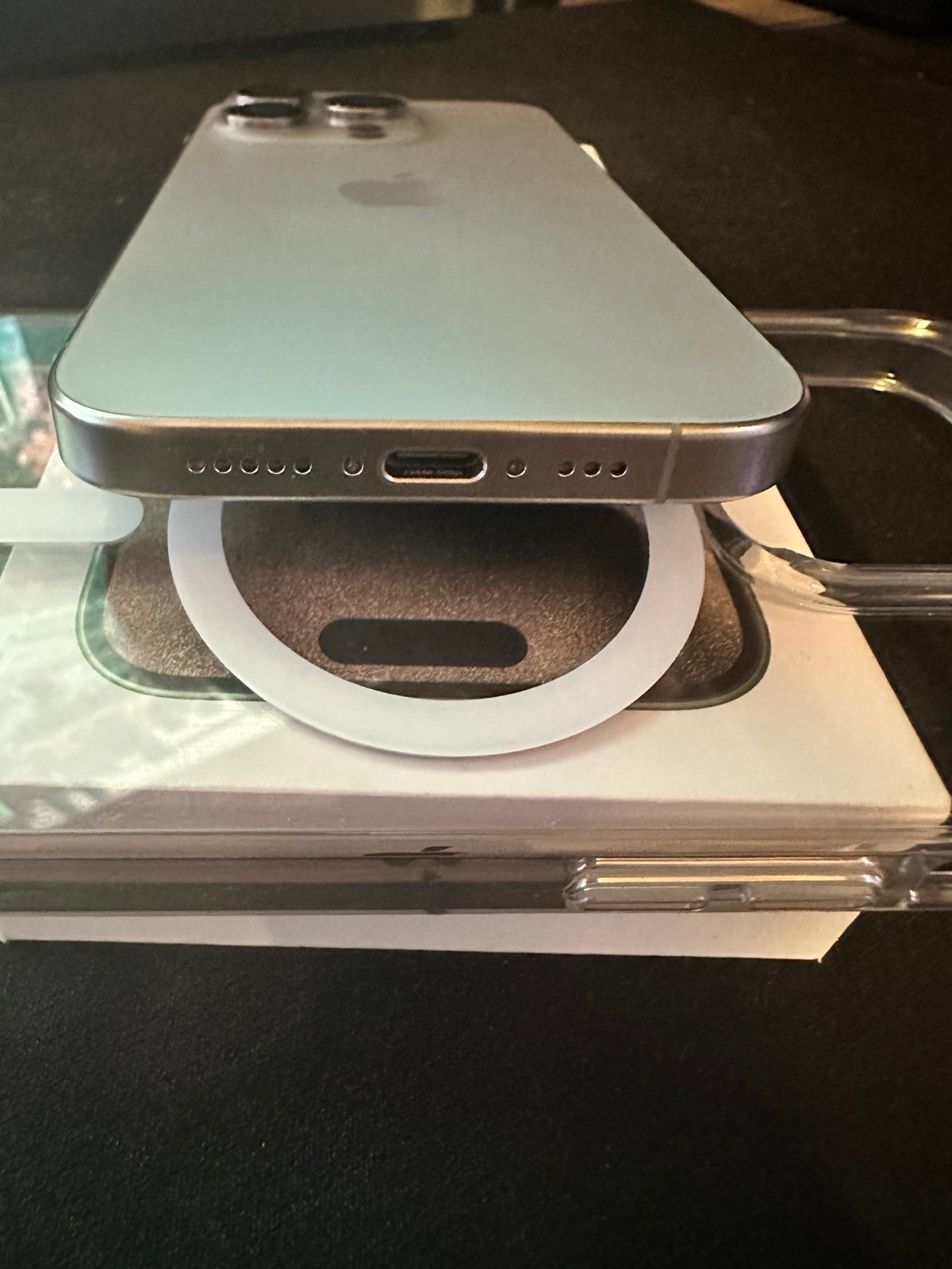 Unlocked iPhone 15 pro 3K58