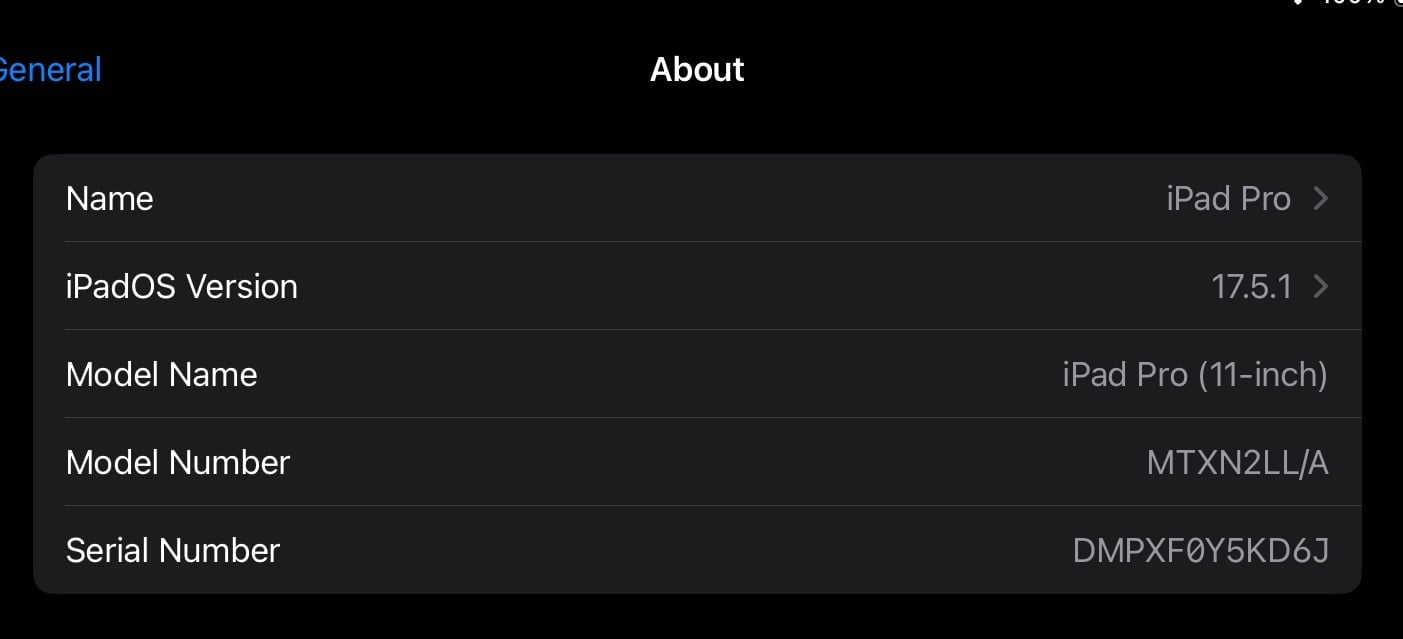 Apple iPad Pro 11” 1st Generation (64GB Space Gray) + Apple Smart Keyboard Folio 5A75