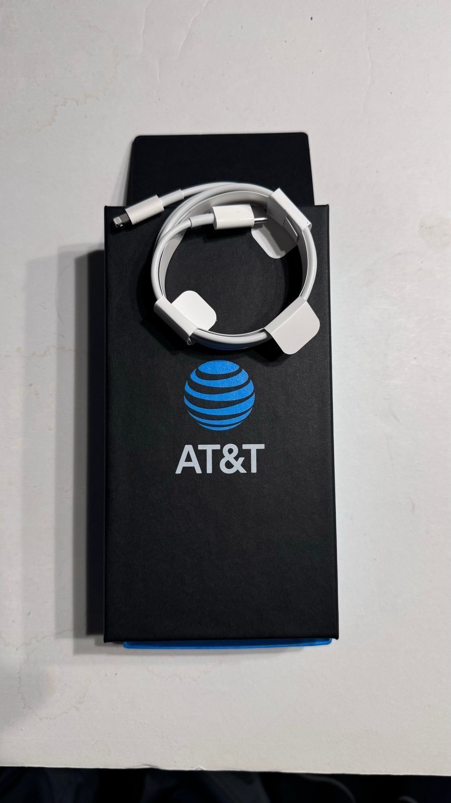 Brand new Apple iPhone 14 Pro Max - 256 GB - Black (AT&T) (Single SIM) 9W35