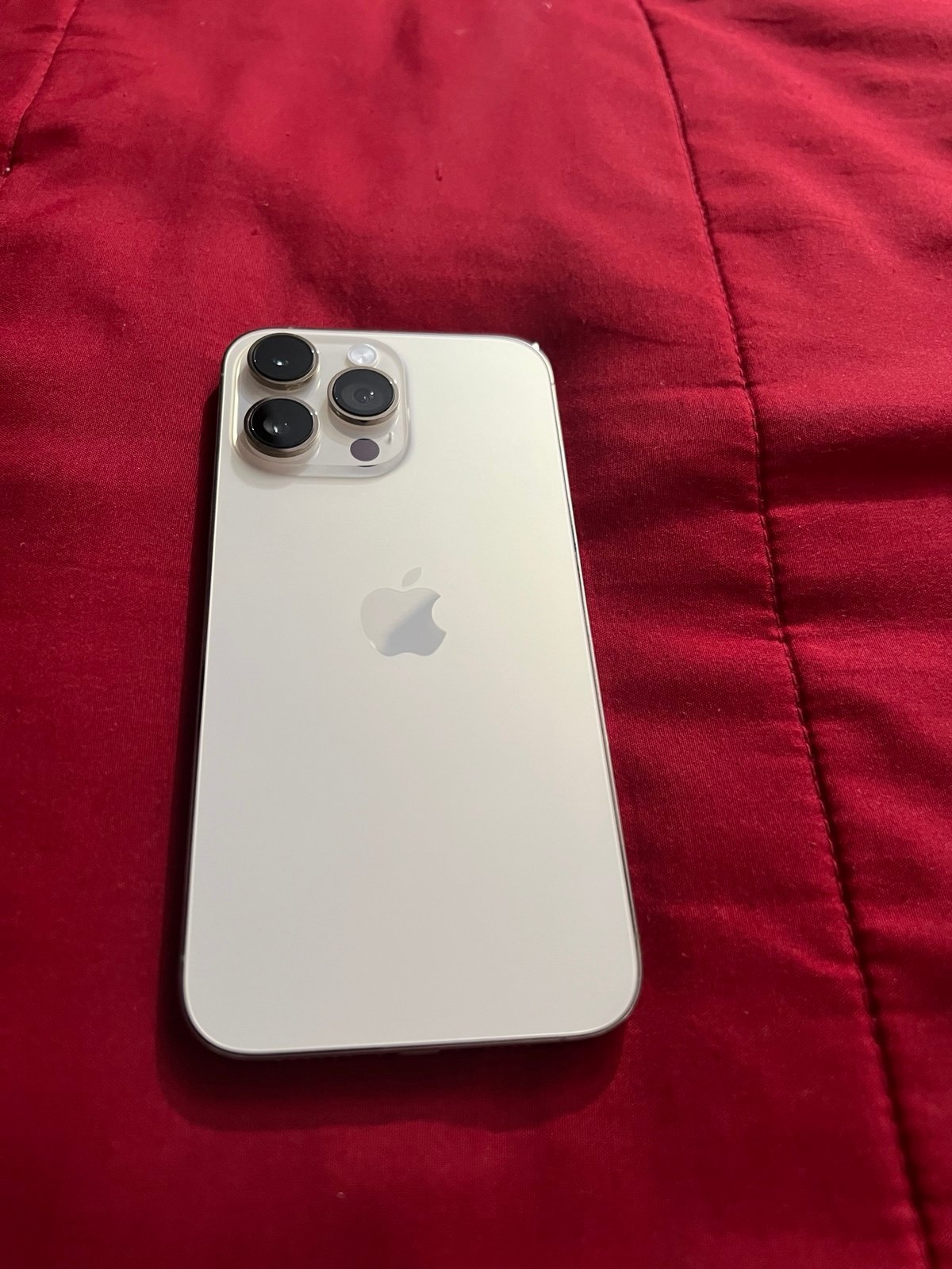 Apple iPhone 14 Pro Max 512GB Gold Unlocked 8S51