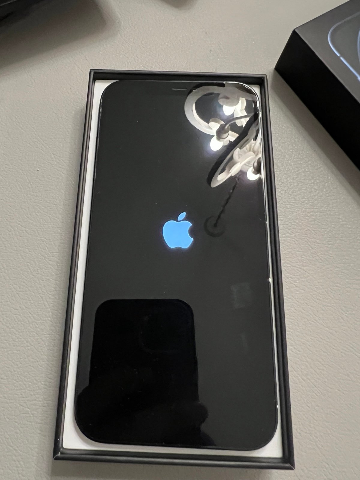 iphone 12 pro max phone unlocked 1B37