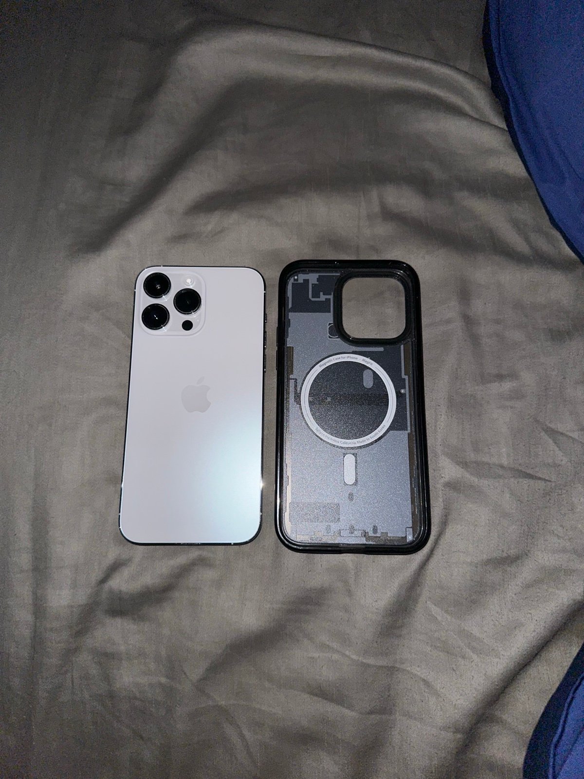 iPhone 14 pro max phone unlocked 2X17