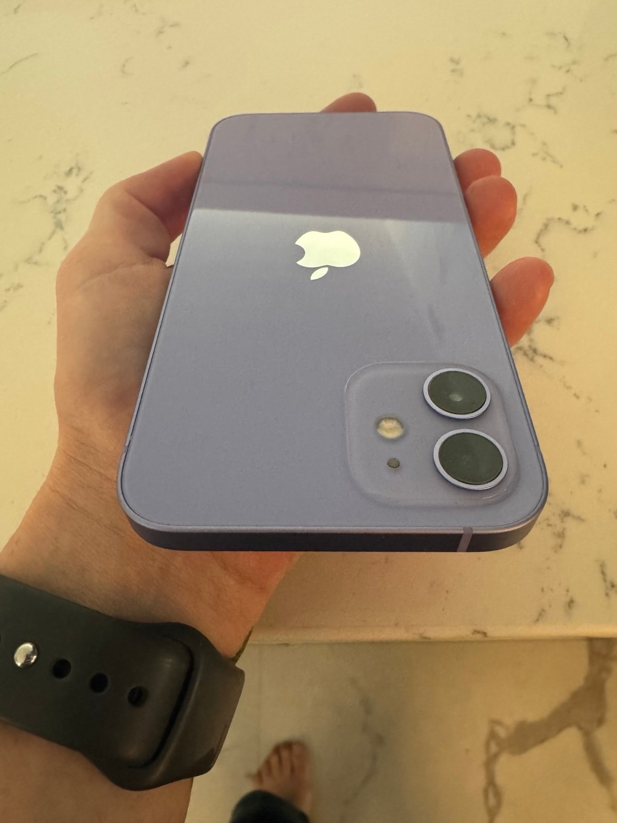 iPhone 12 Great Condition 2P82