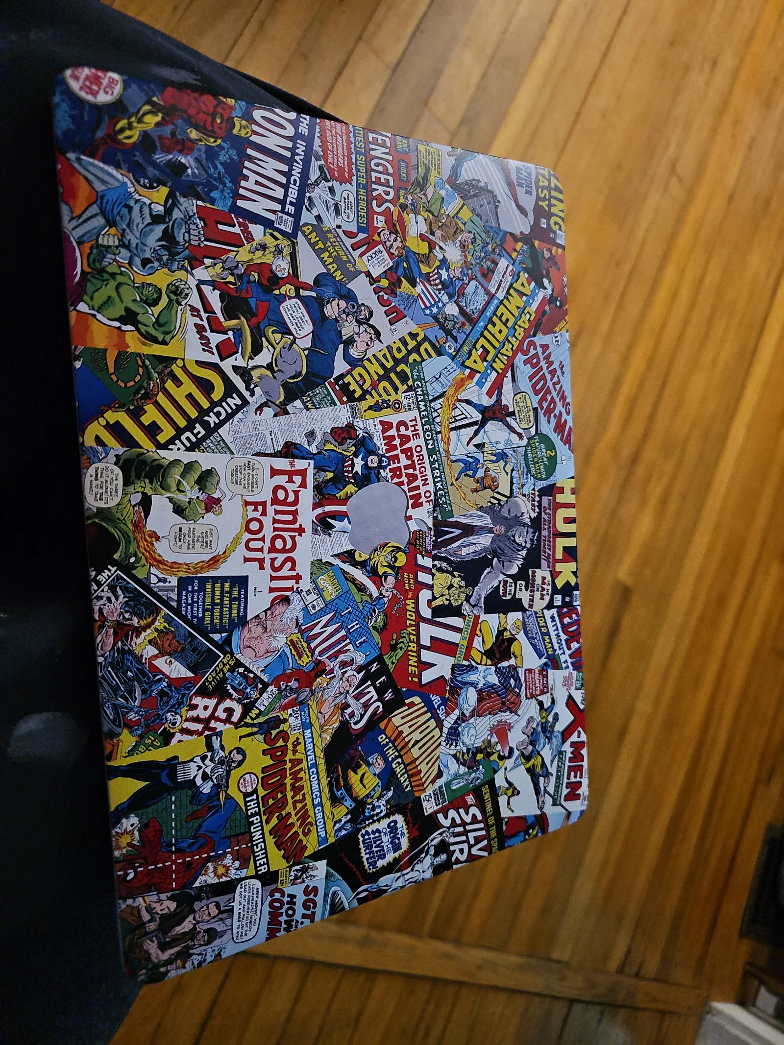 Apple Macbook Pro A2338 13in **many extras** 2E56