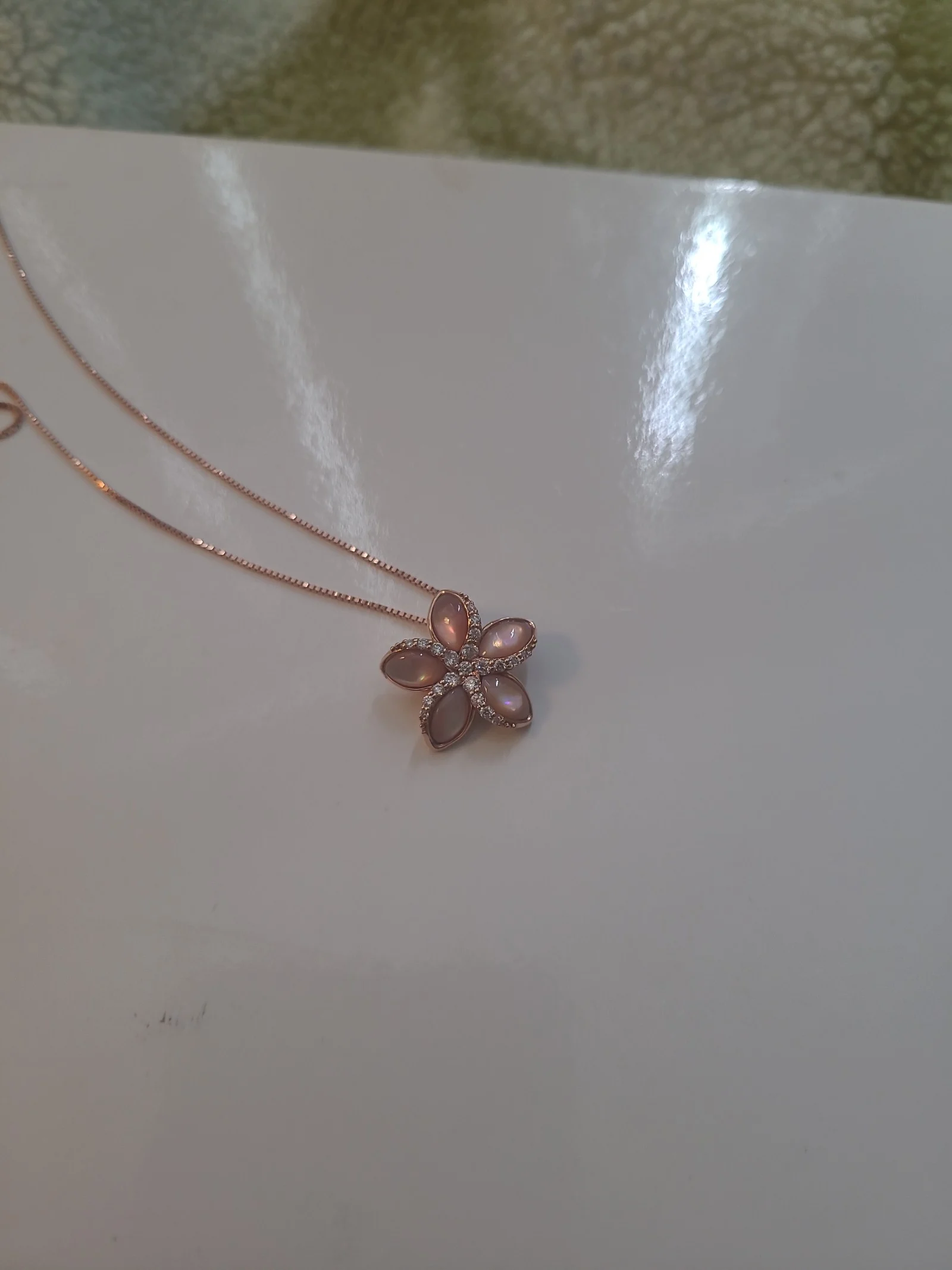 14kr pink mother of pearl necklace