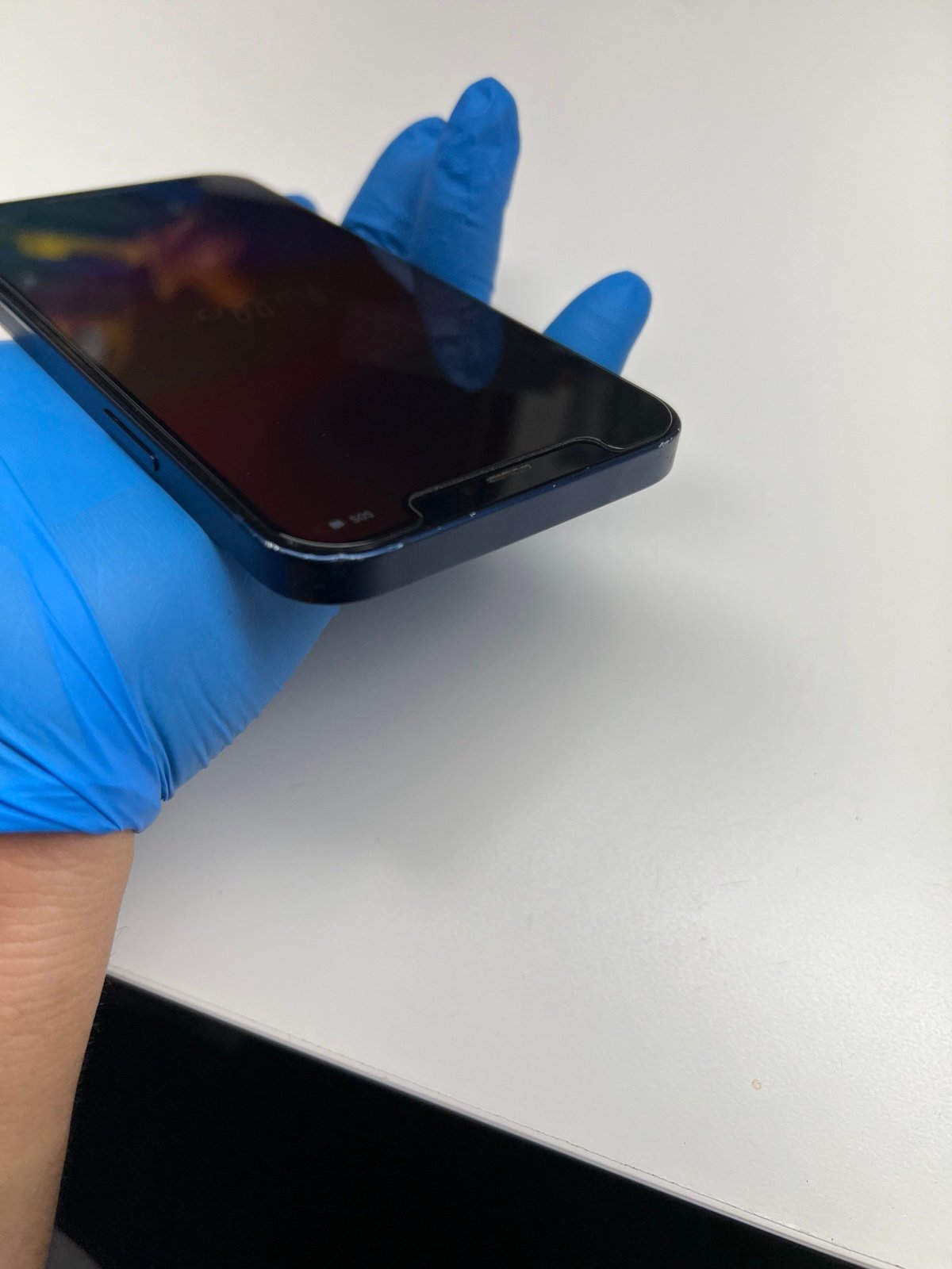 Apple iPhone 12  Unlocked 1W37