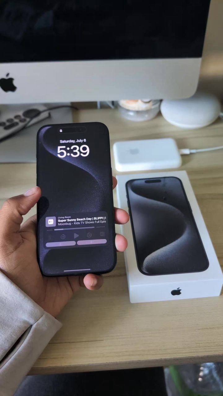 iphone 15 pro 8R85