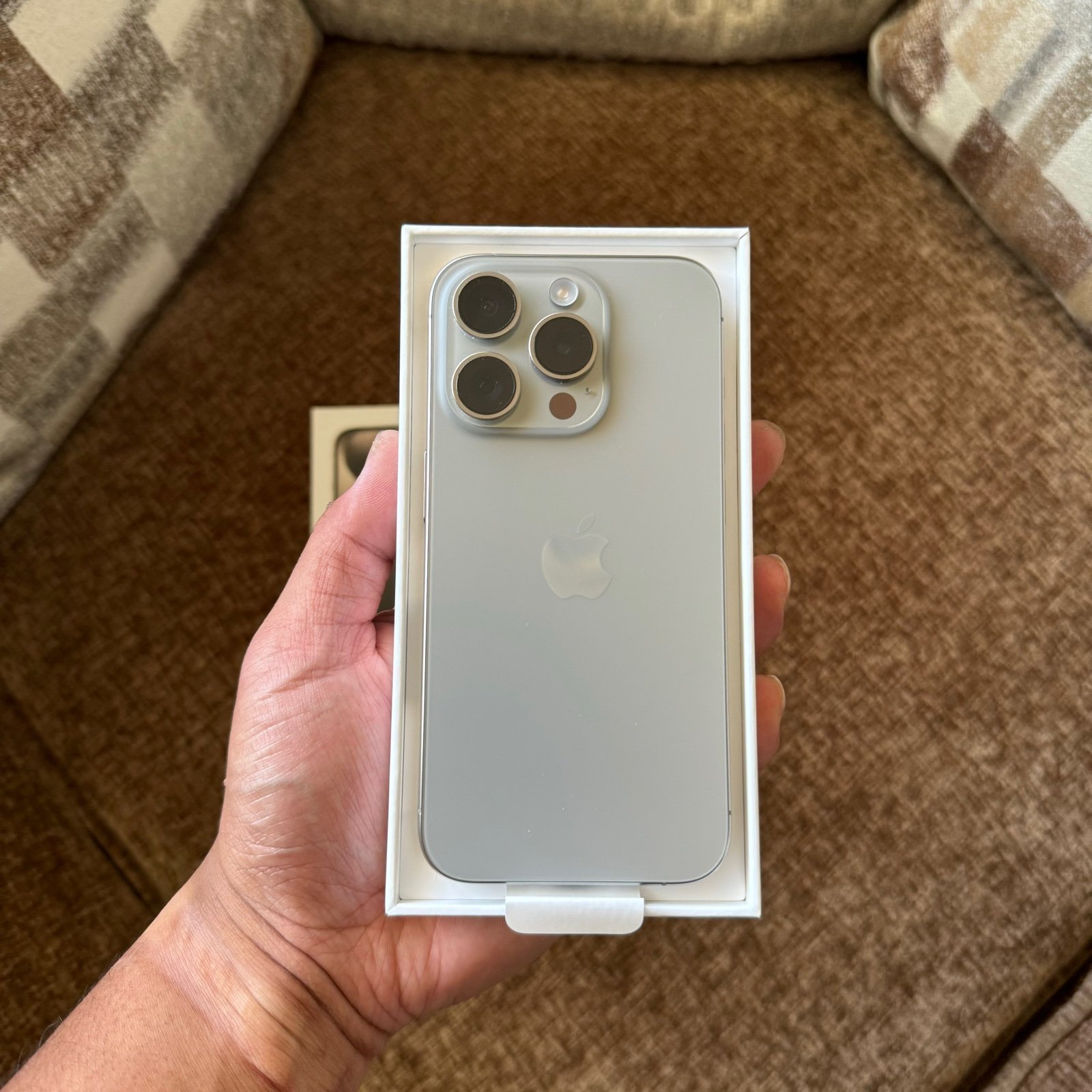 SOLD - APPLE IPHONE 15 PRO 128 GB NATURAL TITANIUM