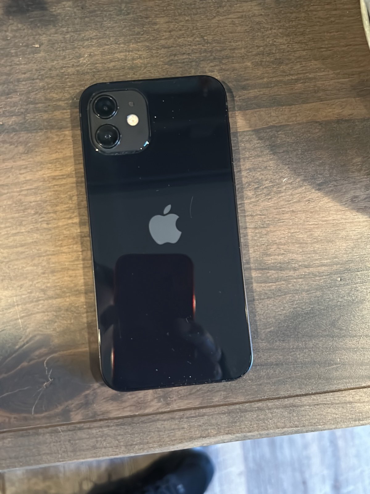 Apple iPhone 12 64 GB in Black for Unlocked Excellent Condition 6O89