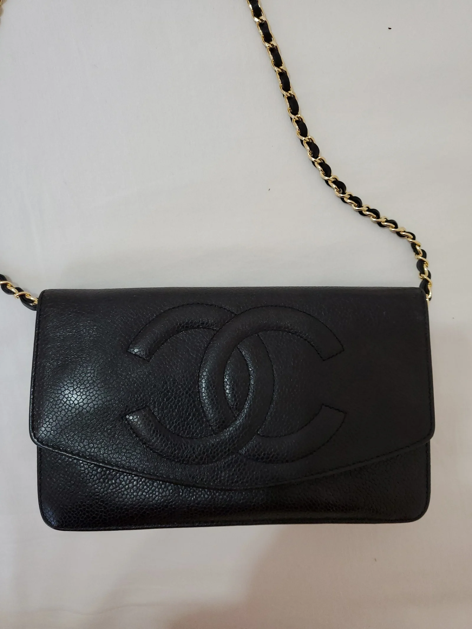 Auth CHANEL Timeless Caviar Skin Leather Black Clutch Phone Holder Crossbody Bag