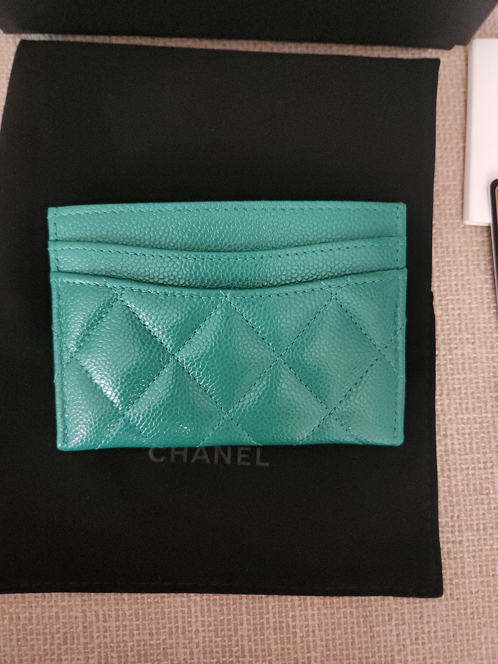 Chanel Caviar Quilted Card Holder Green