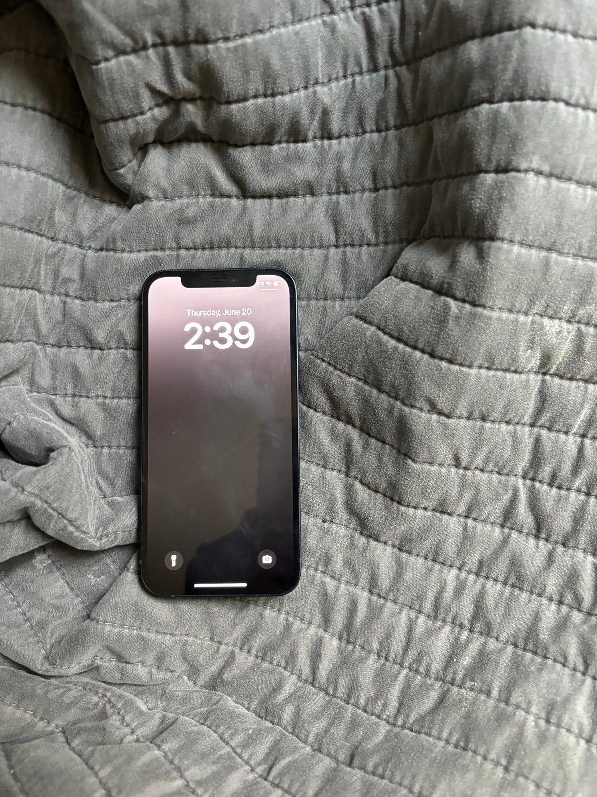 iPhone 12 unlocked 8Z16