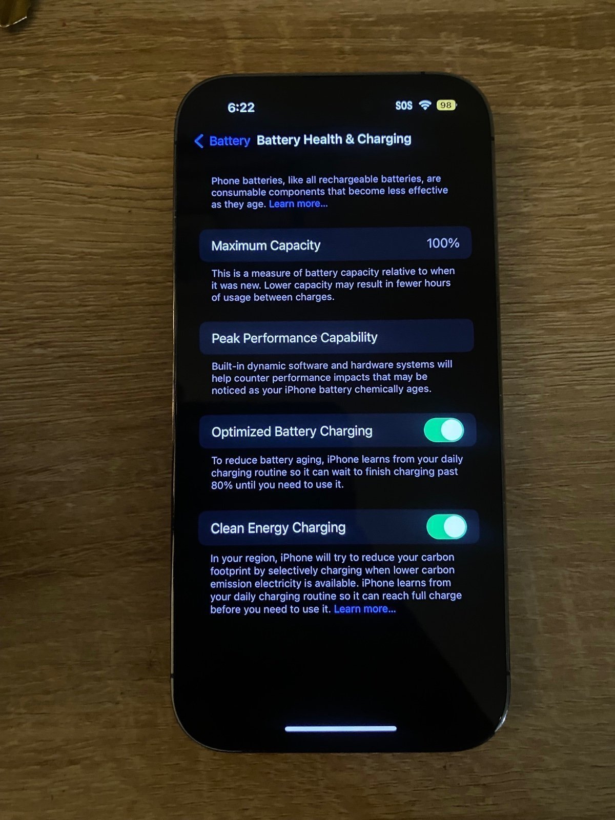 Apple iPhone 14 Pro 128 GB in Deep Purple 5C37